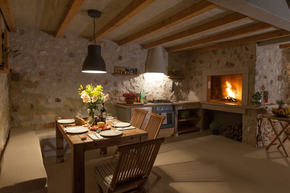 Summer north kitchen & Night atmosphere