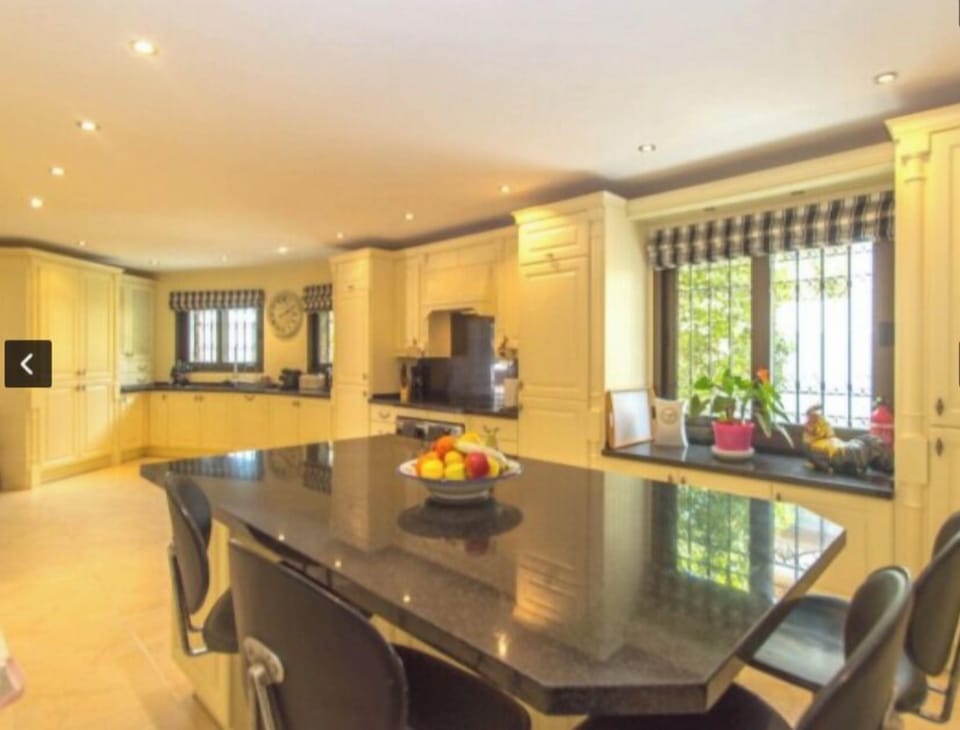 Large kitchen