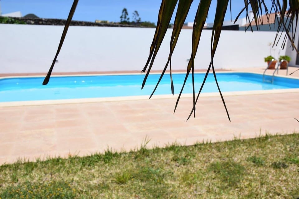 Zona exterior / outside. 