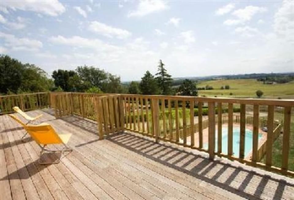 Terrace / Balcony