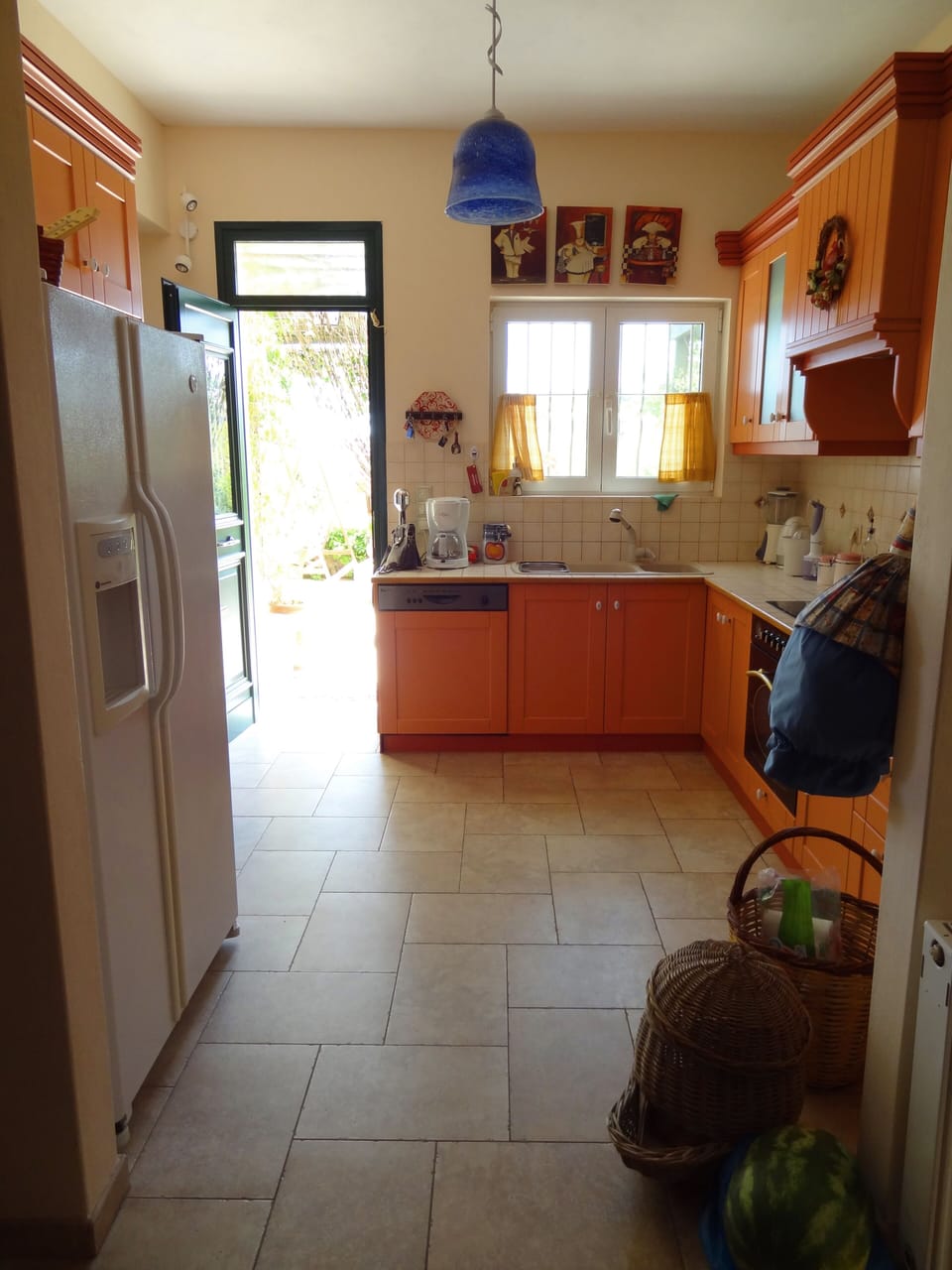 Kitchen / ground floor
