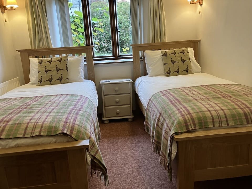 Twin Bedroom with 3 foot beds (New in 2022)