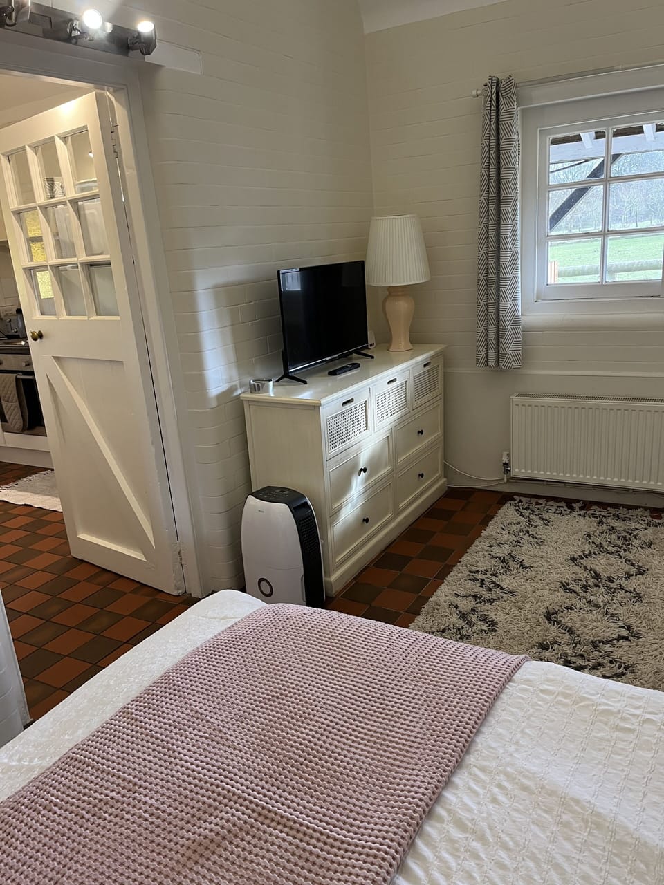 Bed/Living Room