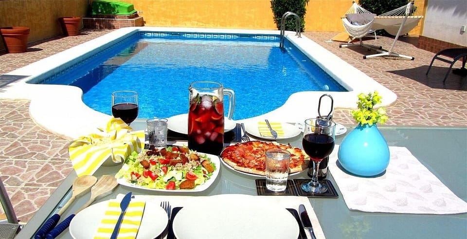 Food wine & relaxing lunch