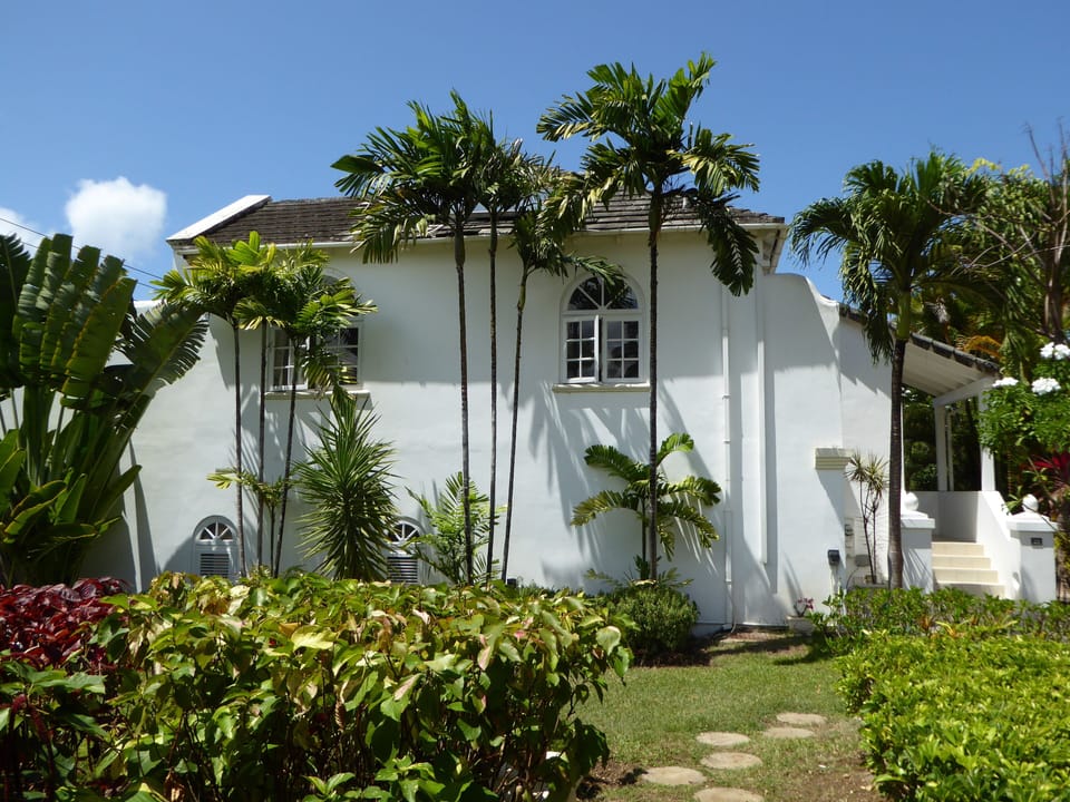 Villa and gardens
