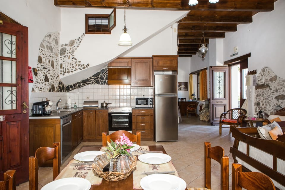 Prerare your meal watching the ocean!