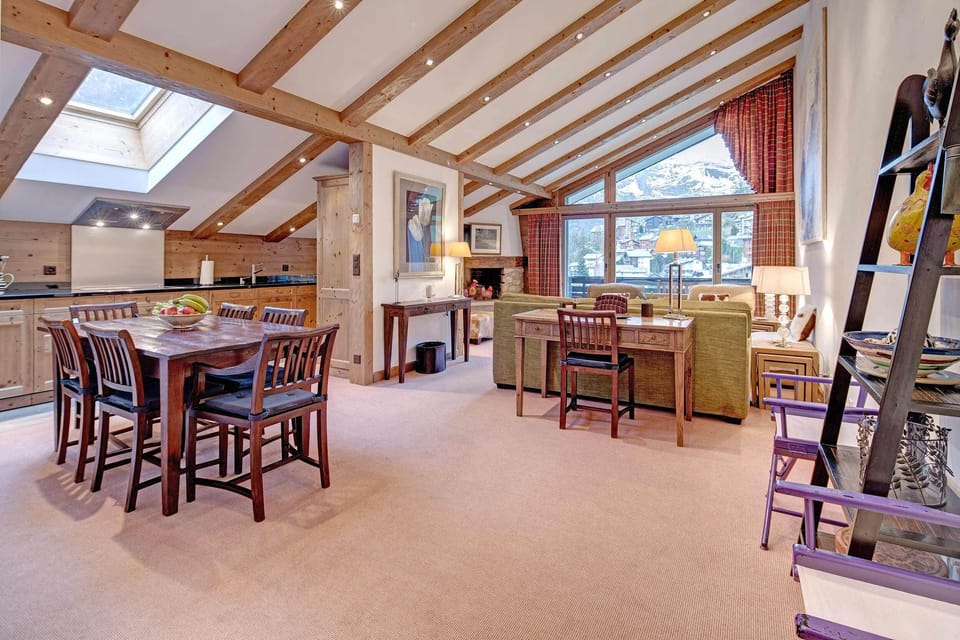 Kitchen and dining area