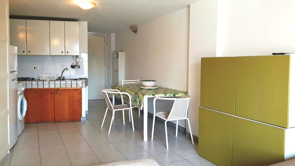 dining area2