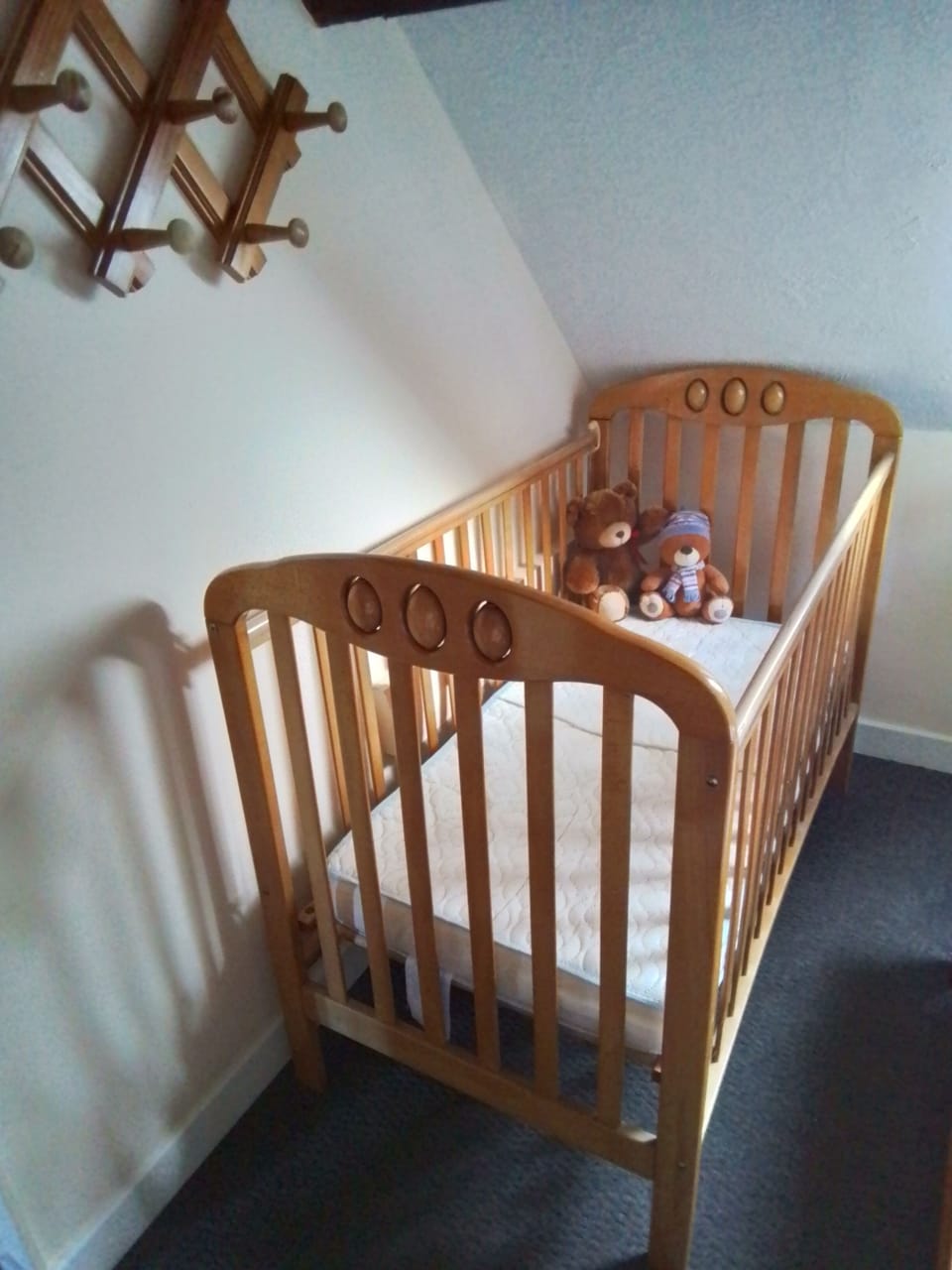 Full size cot