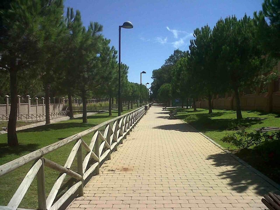 Walkway to beach