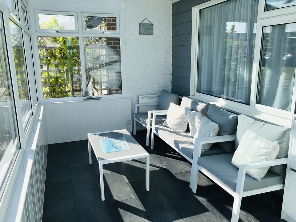 Front conservatory