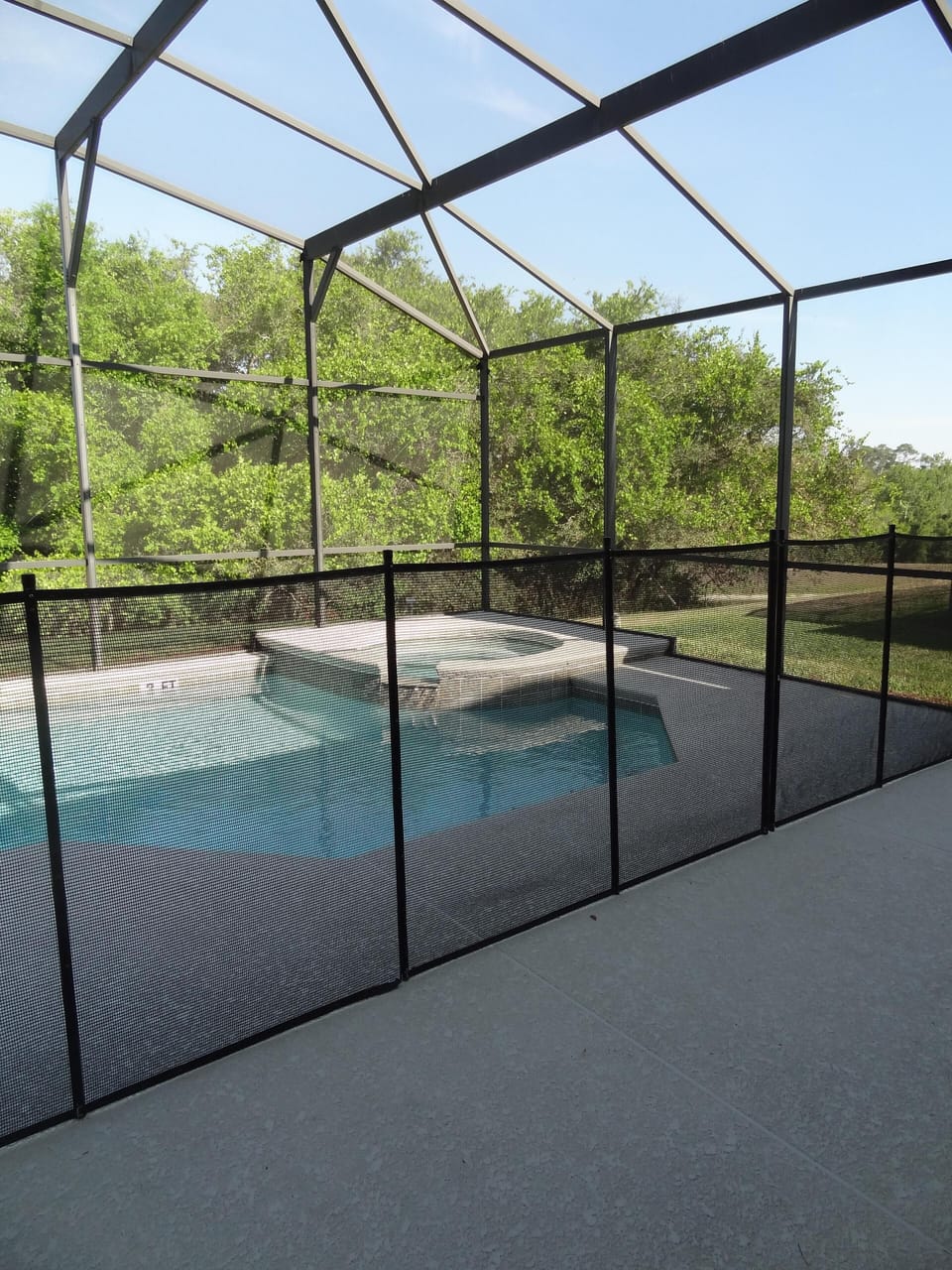 Pool safety fence