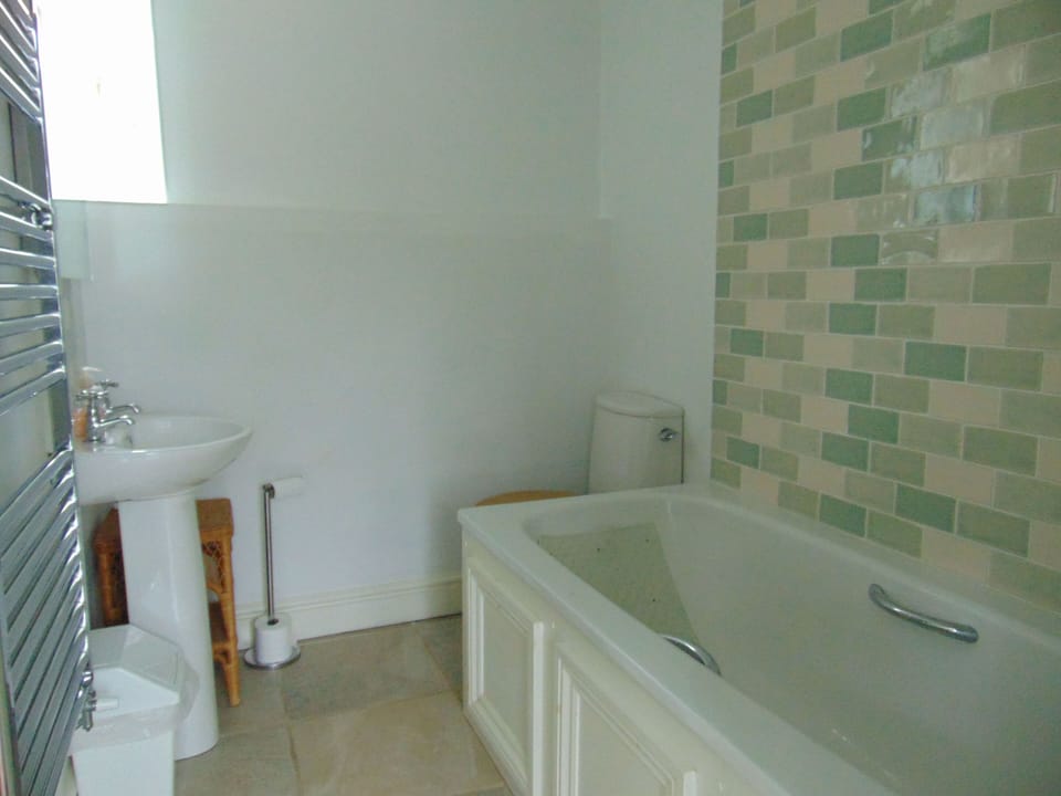 Ground floor Bathroom.