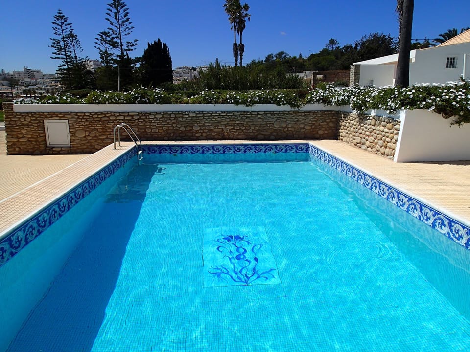 Lovely 8.5m x 5m Solar Heated Swimming Pool. Optional heat pump also available.