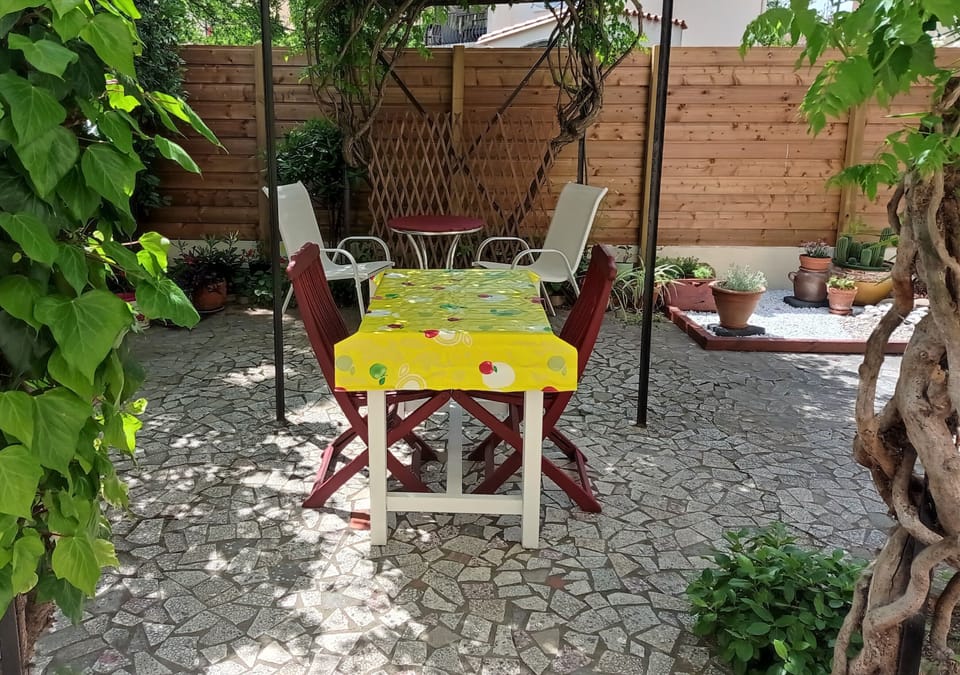 Secluded terrace
