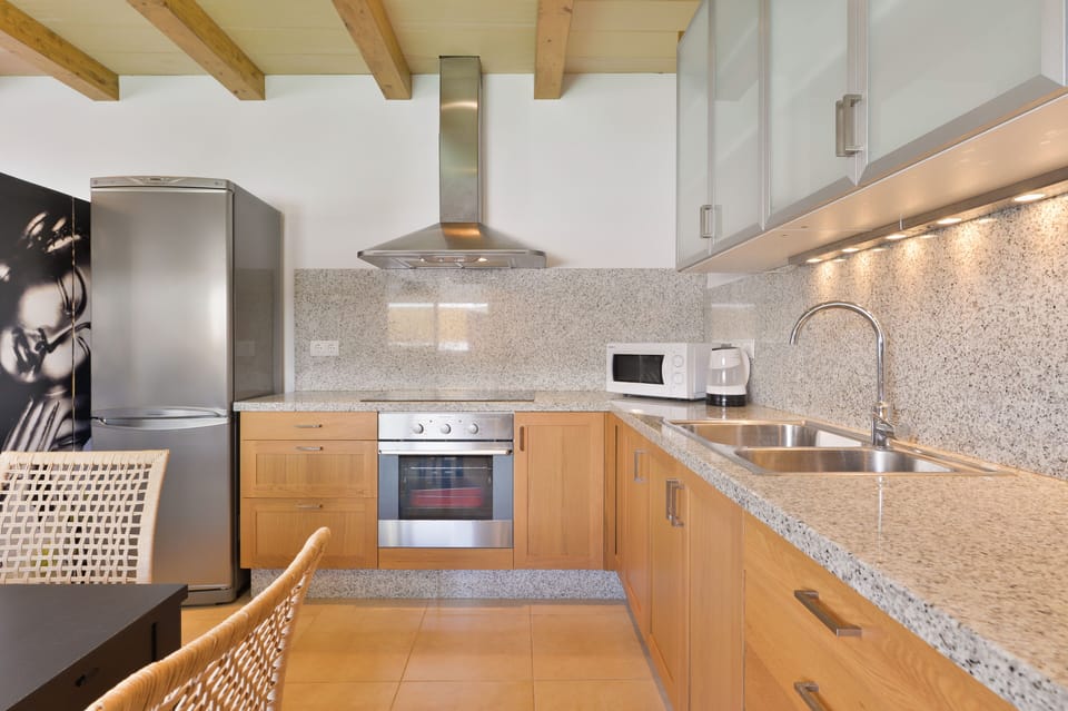 Fully equipped modern kitchen