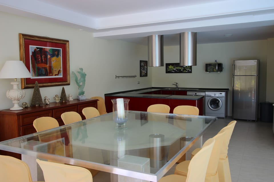Downstairs Dinning Area