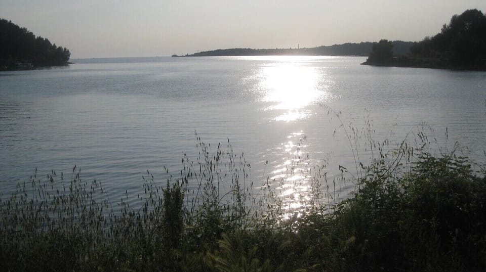 This stunning bay is only 3 km from the house