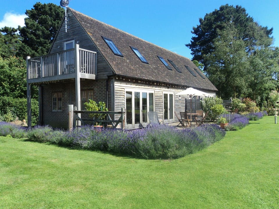 The cottages.  Baytree is this end with the balcony