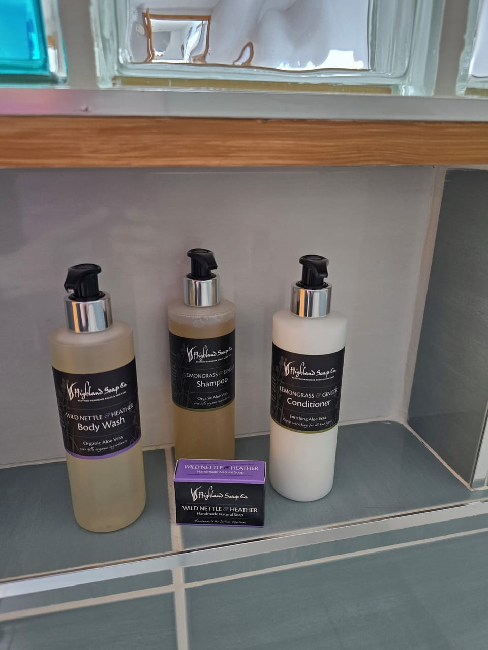 toiletries 
