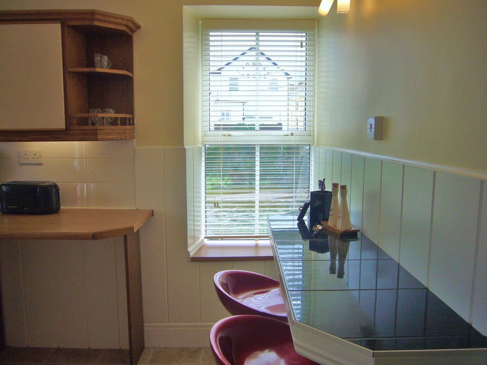 Breakfast bar with river view...