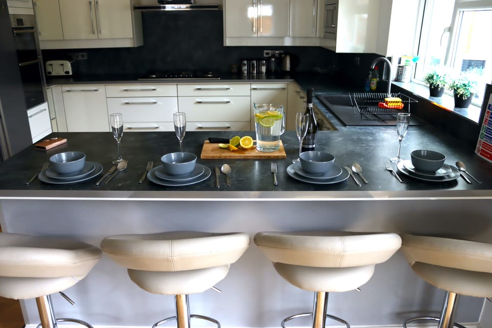 Breakfast Bar (2)
