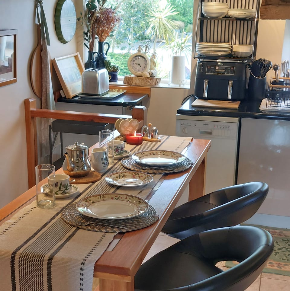 Dining area
Fully eq. kitchen
Fridge/freezer
Oven/cooker
Airfryer
Dishwasher
