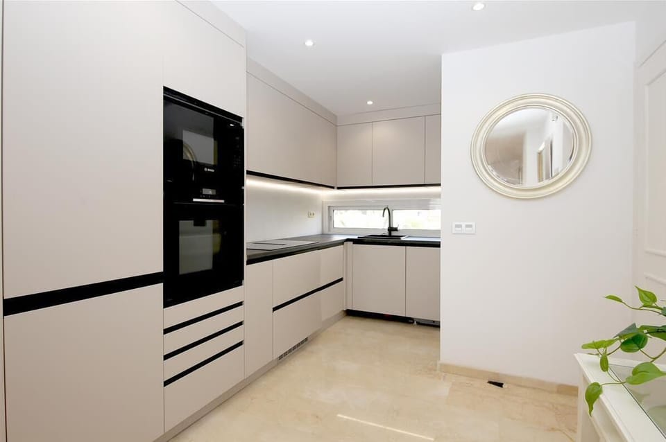 Modern kitchen with Bosh appliances 