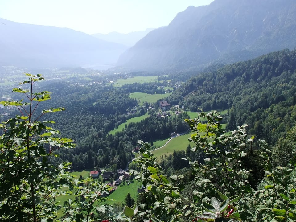 Local walk, valley view- Hotel and lake Hallstatt
