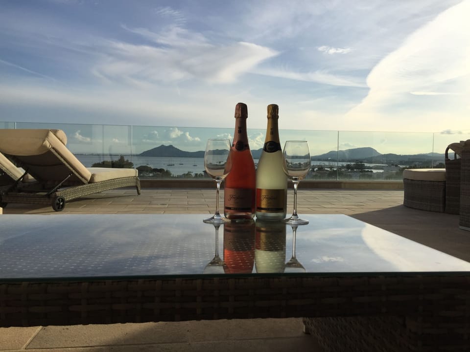 Upper terrace. Comfortable seating area with shade. Panoramic sea views. 