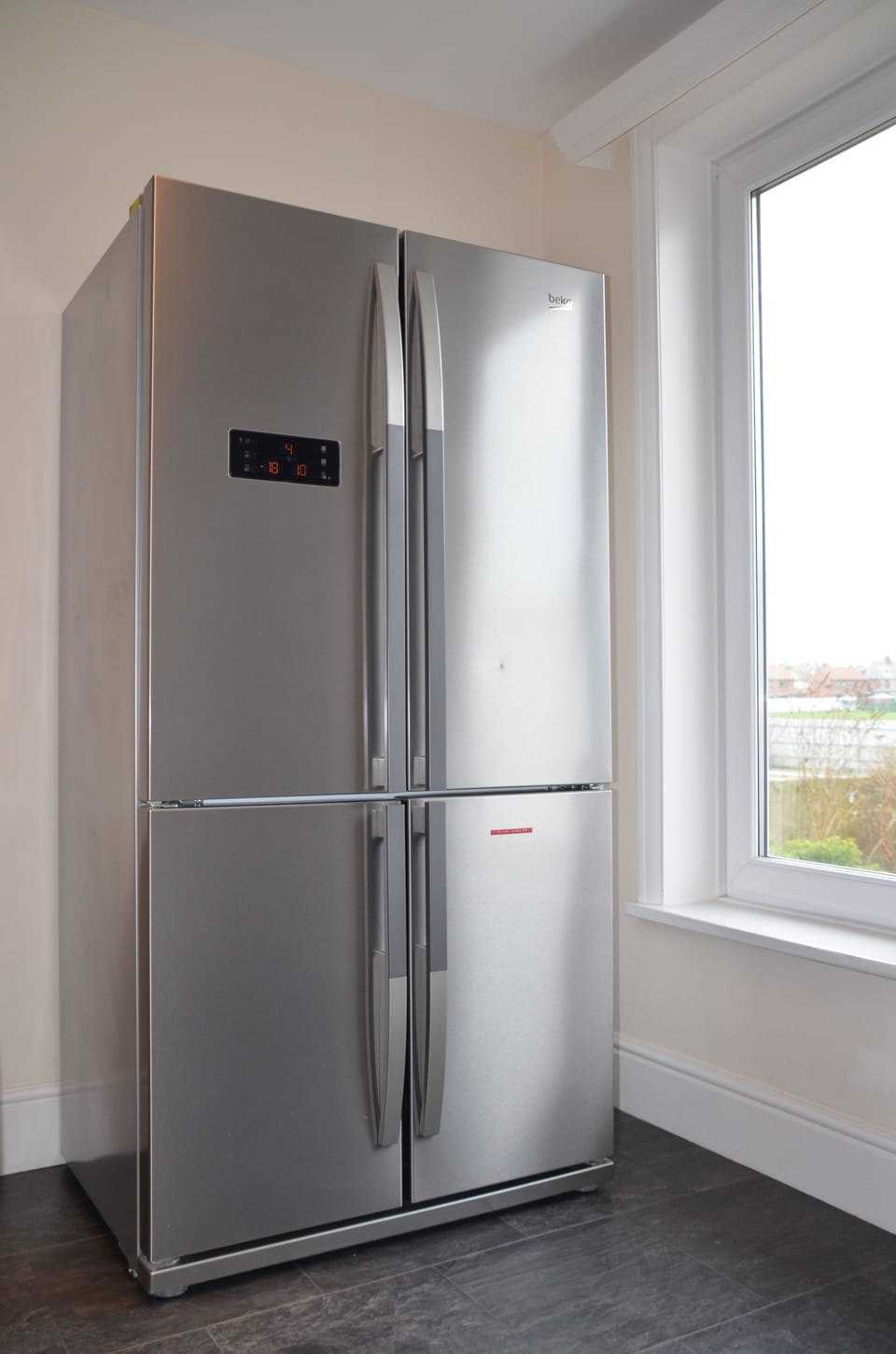 American Style Fridge Freezer with wine cooler. 