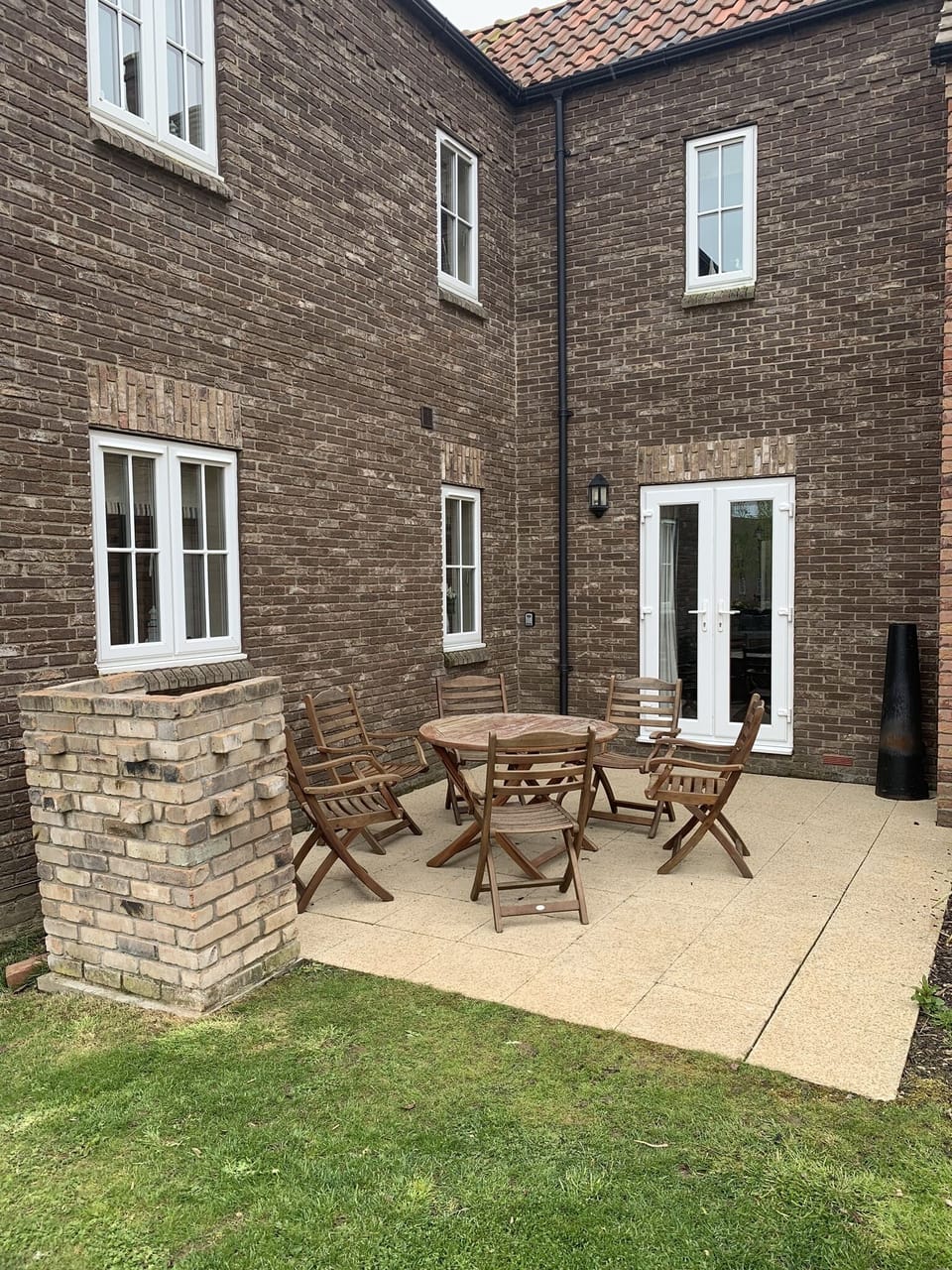 Furnished patio and bbq 