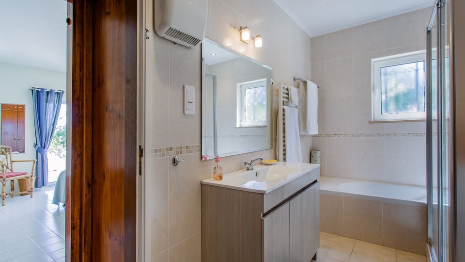 The main bathroom has ensuite access from the 2nd bedroom.