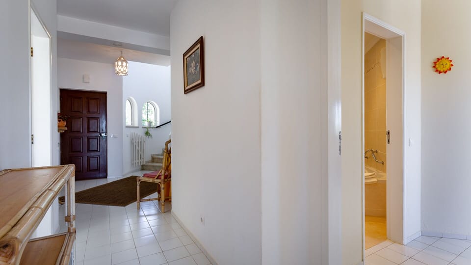 Looking towards the front door at Casa Alimas