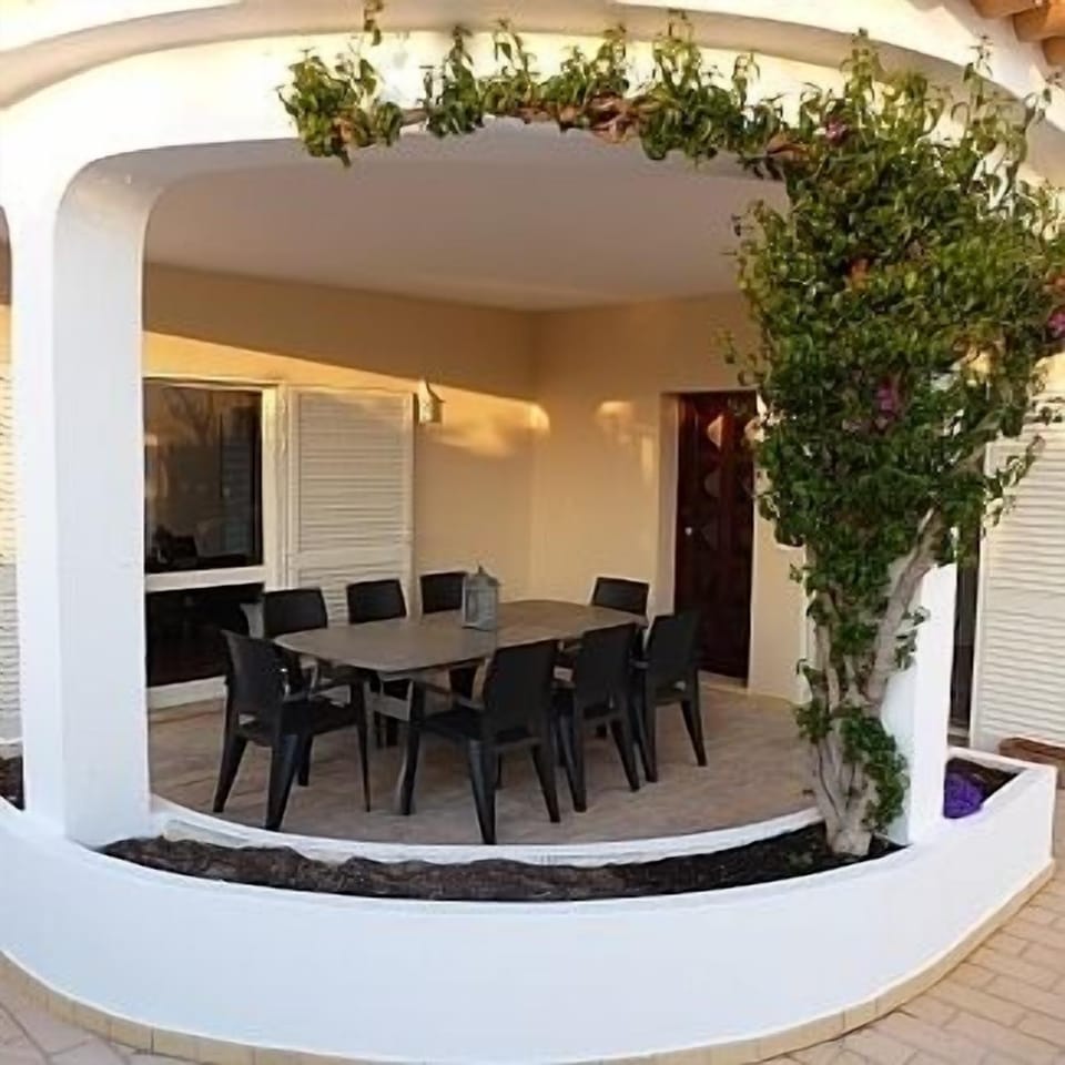 covered terrace