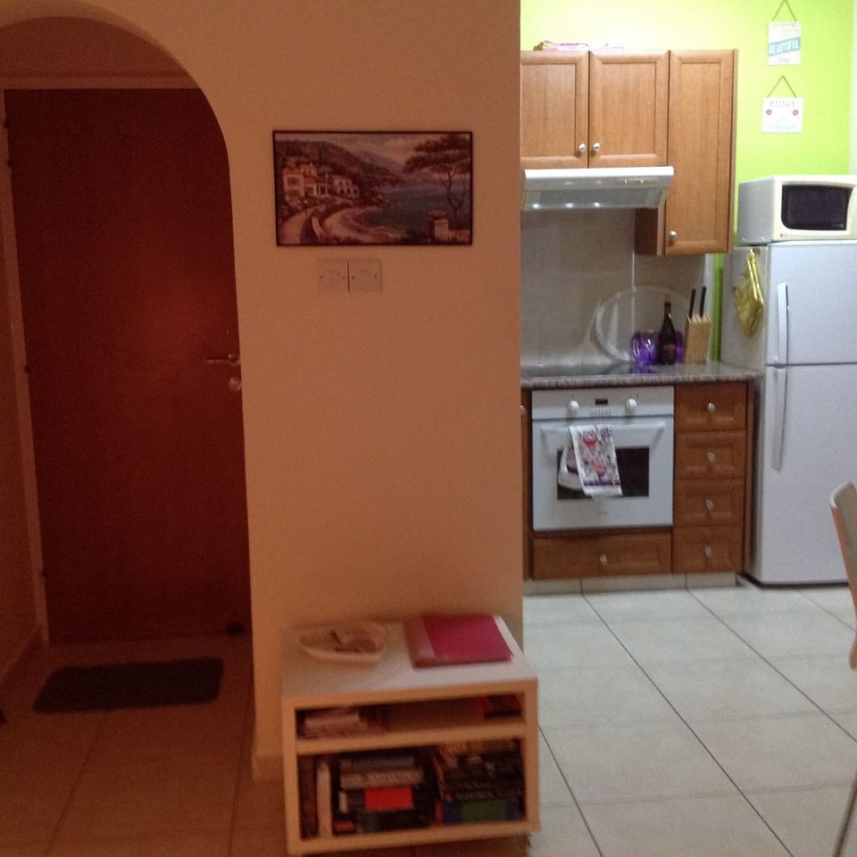 Small unit chocca with reading material