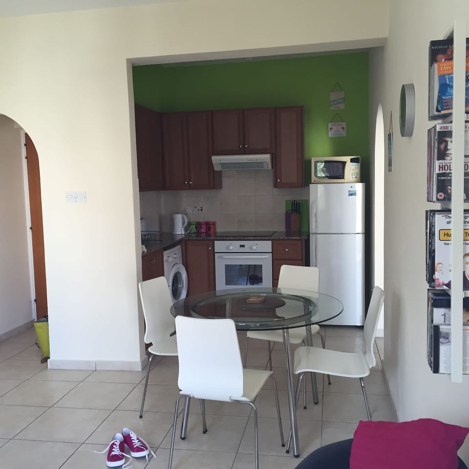Roomy kitchen/dining area
