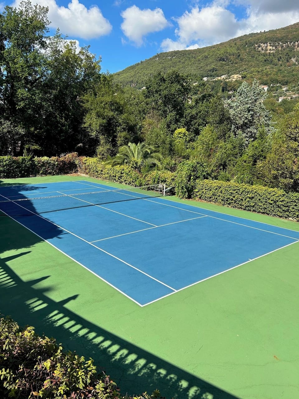 Sport court