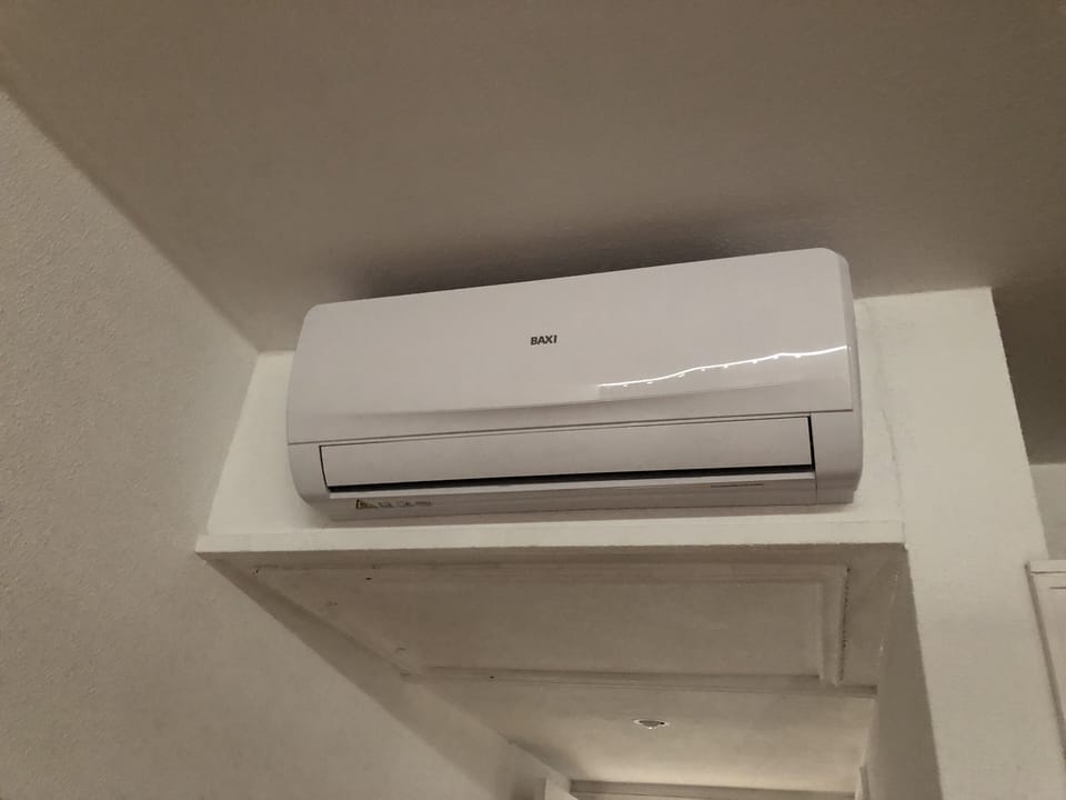 Air conditioning in the bedrooms