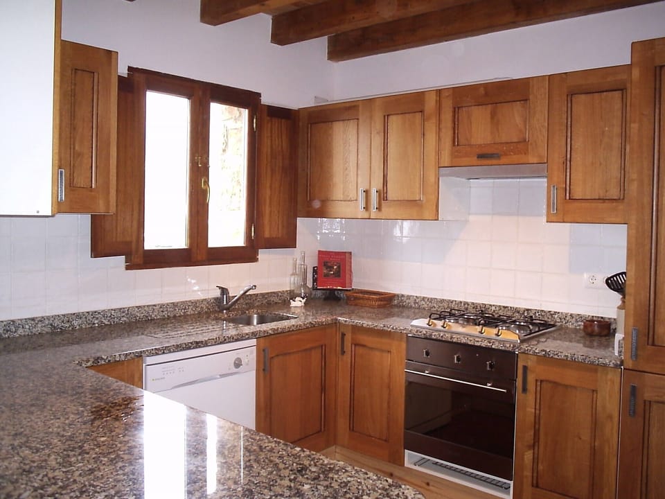 Modern kitchen