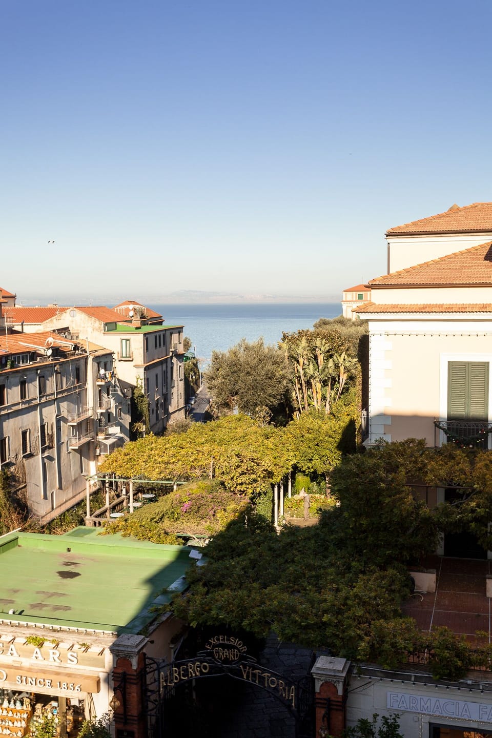 Melany apartment, 150 square mt, 3 bedroom with sea view, Piazza Tasso, Sorrento
