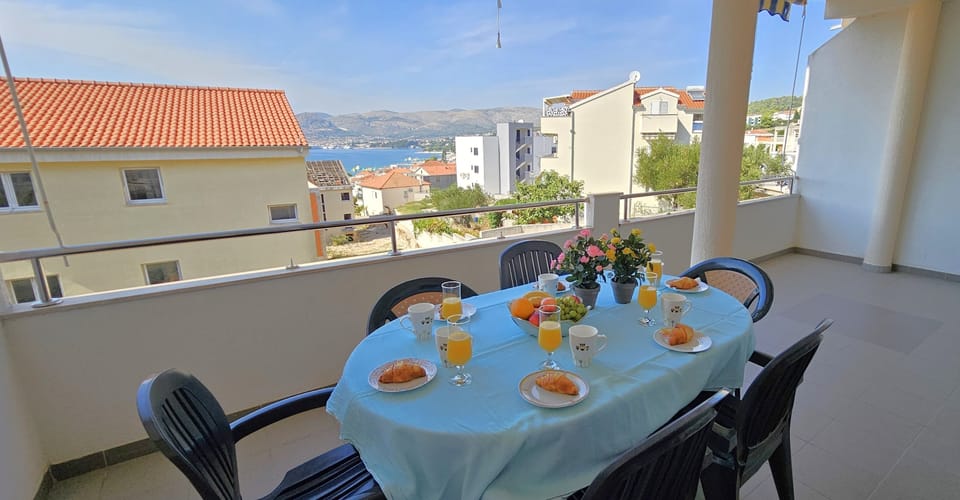 Sea view terrace