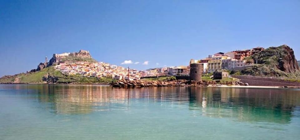 Castelsardo (medieval city - 8 km)