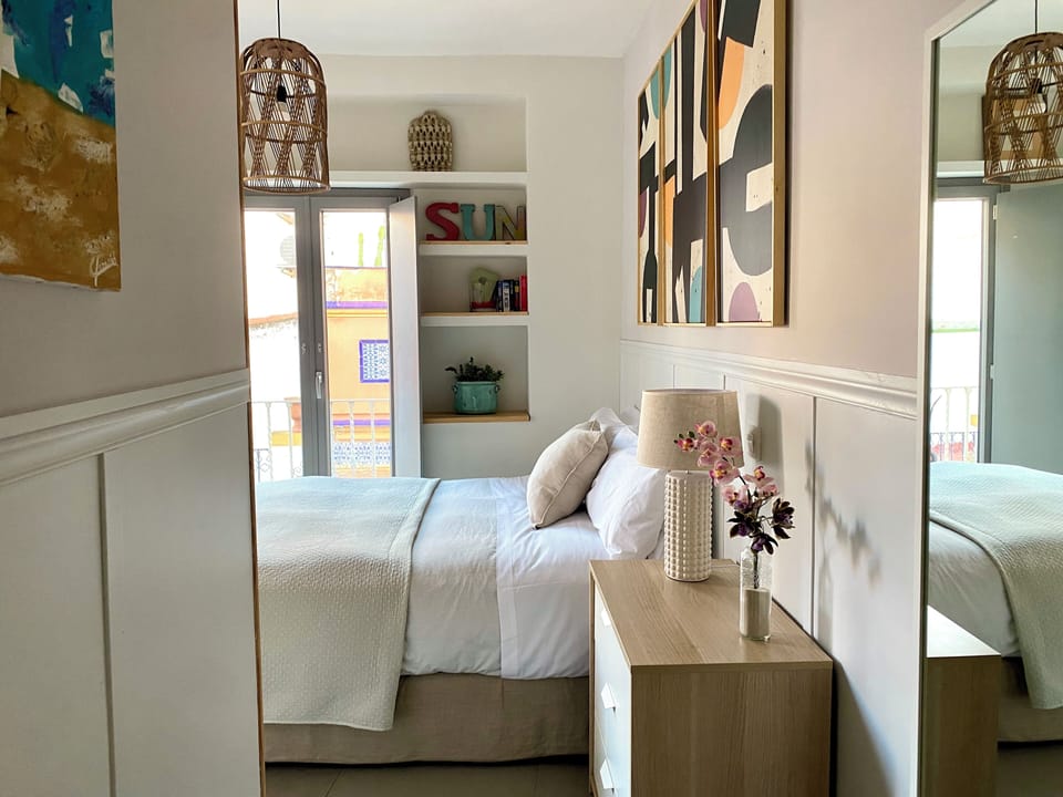 Room 2 with balcony