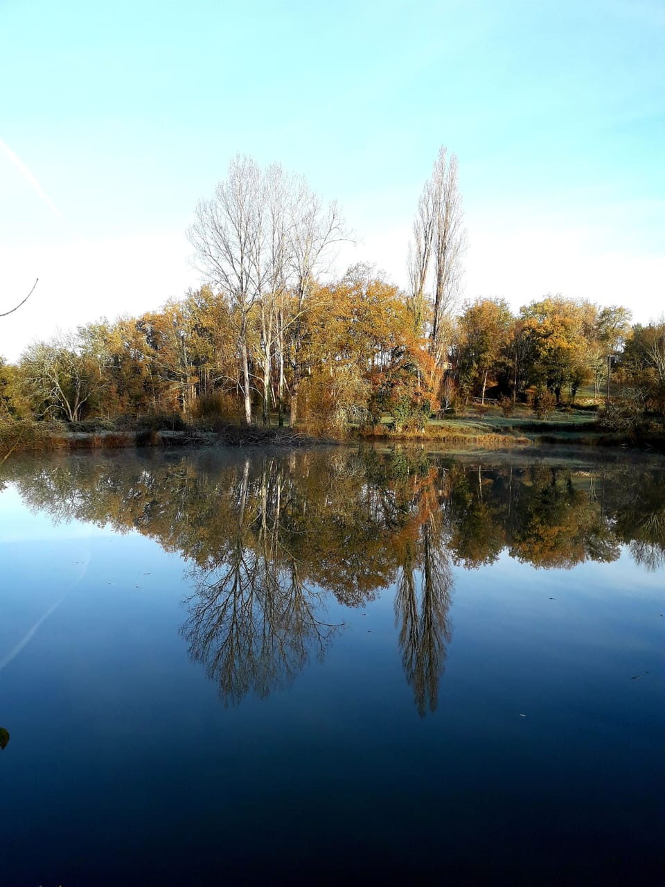 Our local village fishing pond 600m from the gites.