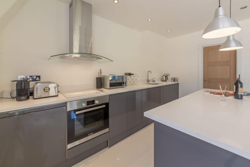 Ground floor: Kitchen