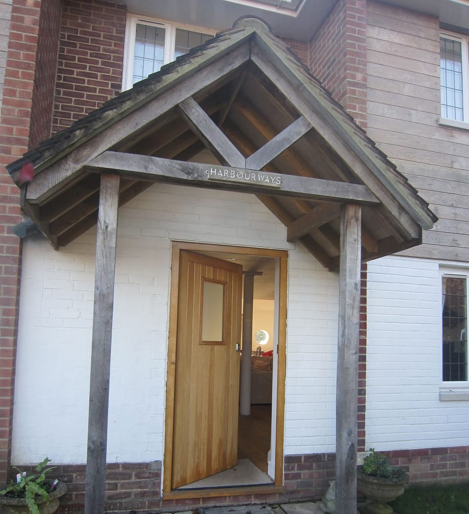 Large Luxurious Architect designed house - front of house