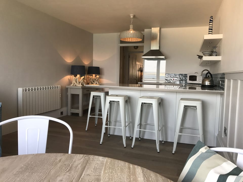 Kitchen and bar