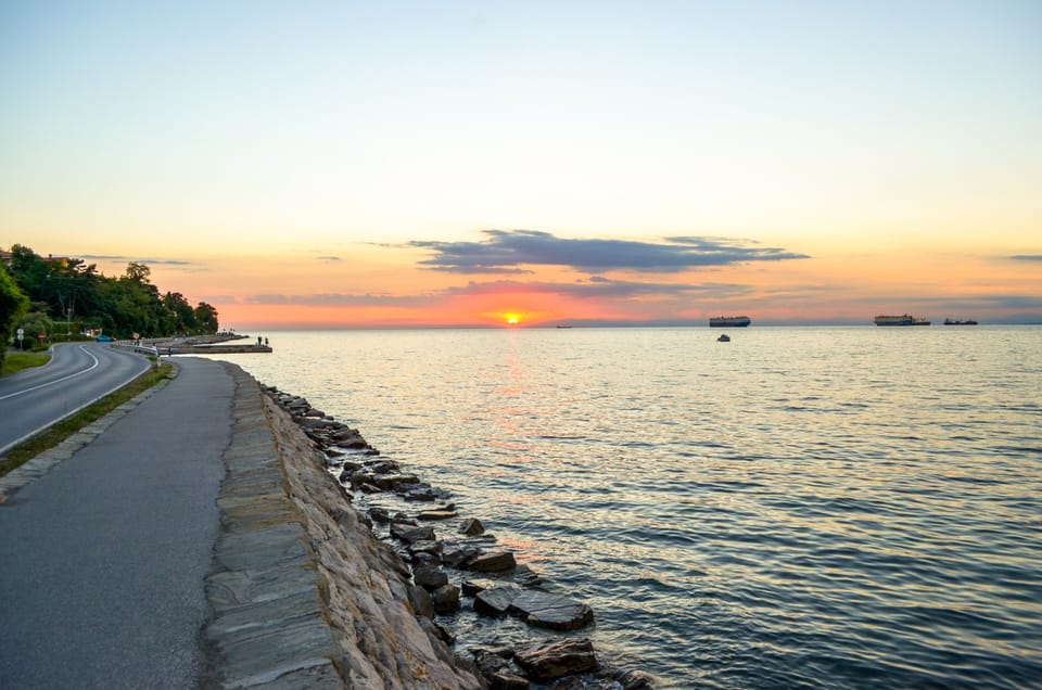 Seaside promenade next to the apartment