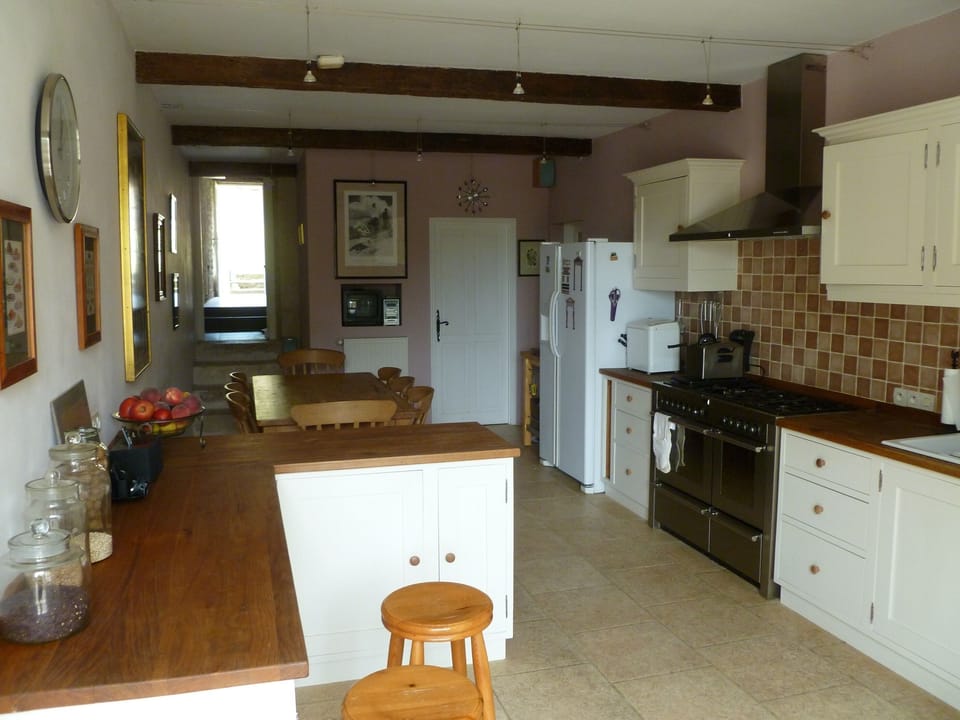 Main House - Kitchen